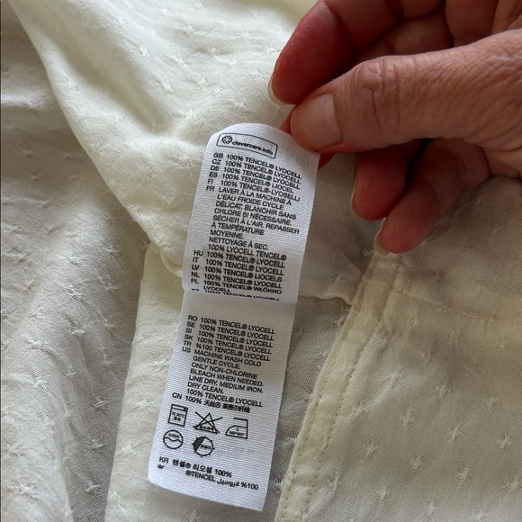 & Other Stories Cream Wrap Blouse 4 - Picture 9 of 9